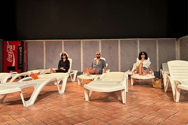 Cuatro días, cuatro noches una ‘dramedia’ influenciada por el universo chejoviano