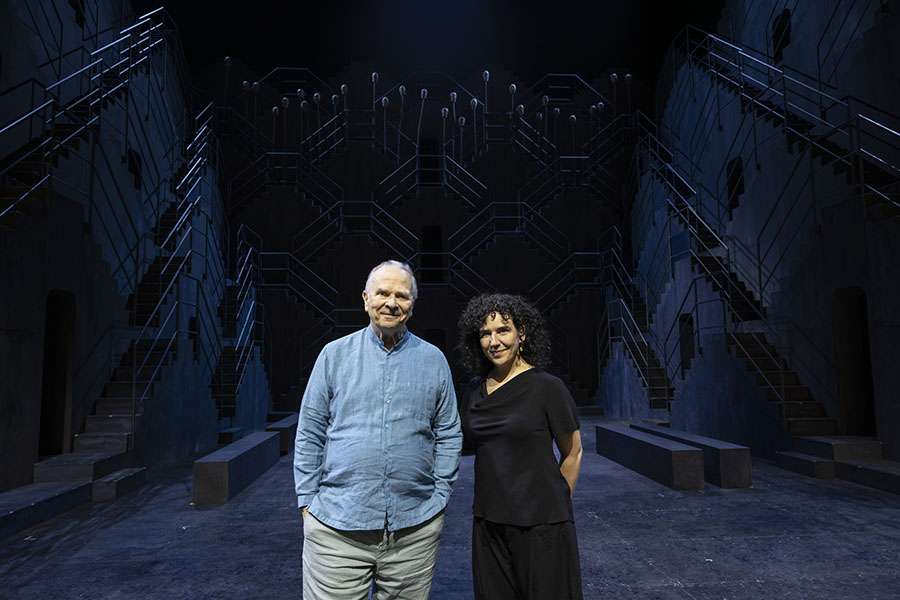 Les Arts clausura su temporada de ópera con Turandot en una impactante producción de Àlex Ollé bajo la dirección de Sir Mark Elder