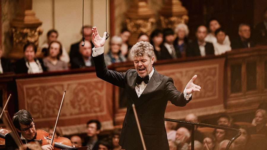El Palau de la Música de Valencia acoge la gira conmemorativa del 150 aniversario del Festival de Bayreuth, con Pablo Heras-Casado al frente de la orquesta del festival