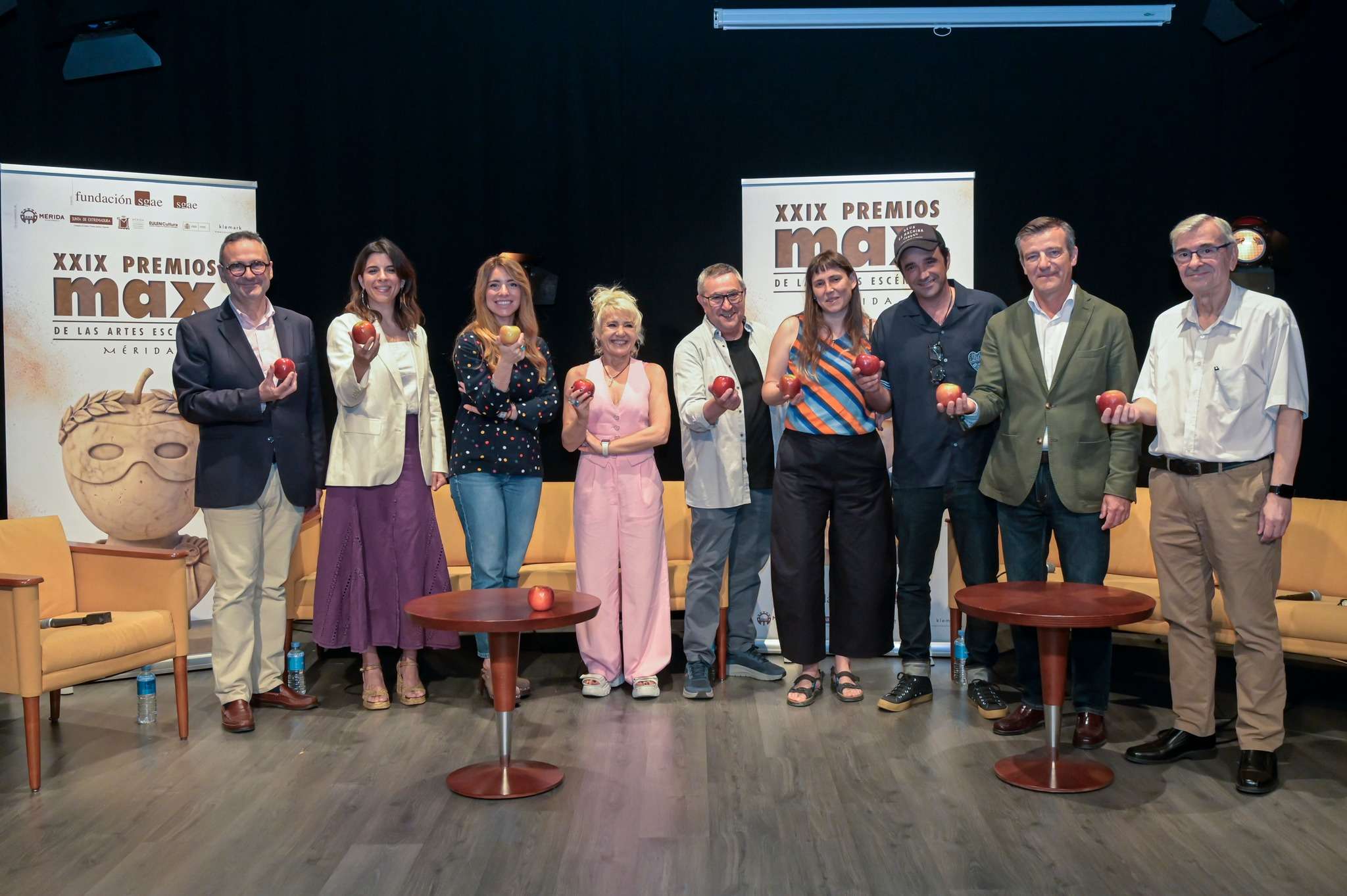 Las artes escénicas de la Comunidad Valenciana festejan sus nominaciones en los 29 Premios Max