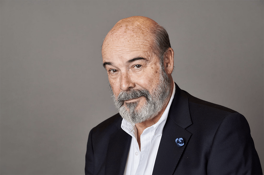 Antonio Resines, Premio de Honor de la I edición de los Premios Anillos de Oro