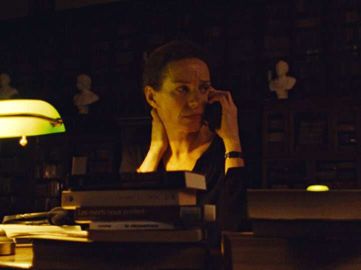Cinema Jove propone un universo de ciencia ficción para amantes de las bibliotecas y los libros en ‘Chronovisor’