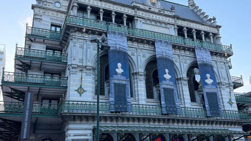 Dansa València abre la cuarta convocatoria de su residencia de investigación en el centro KVS de Bruselas