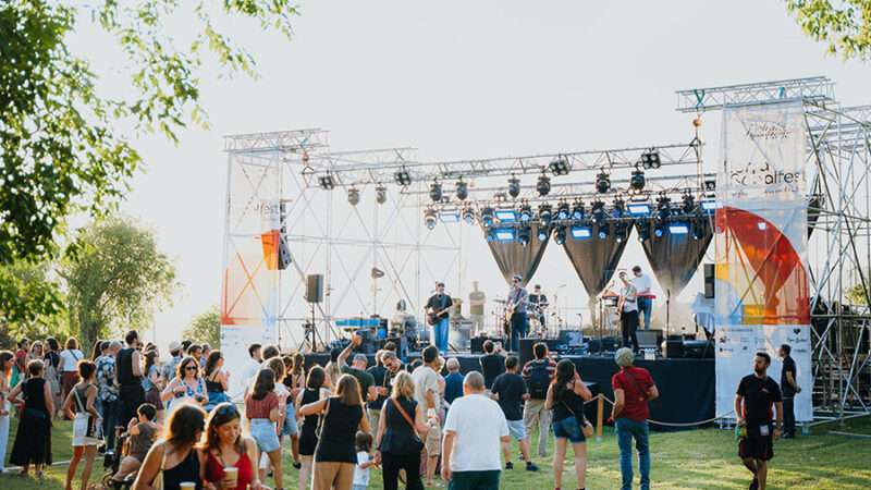 Tierra Bobal Fest anuncia su cartel por días con Sidonie, Santero y Los Muchachos, Karmento y Alberto & García