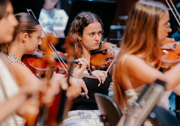 La JOGV concluye su Trobada d’Estiu con tres conciertos