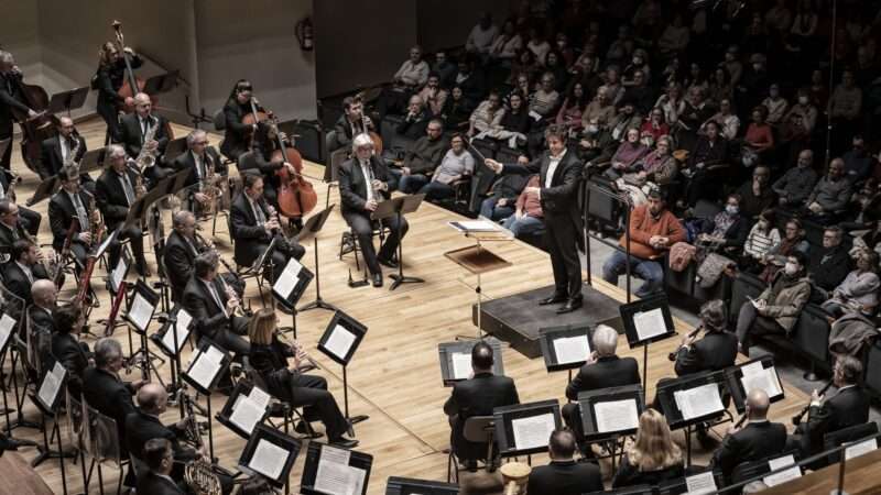 Los compositores Enrique Hernandis y Frank J. Cogollos compondrán los pasodobles de las falleras mayores de 2027