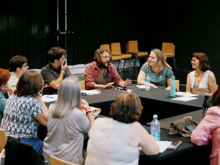 El Institut Valencià de Cultura convoca la tercera Comunidad de Espectadores de Artes Escénicas para la temporada 2026-2027