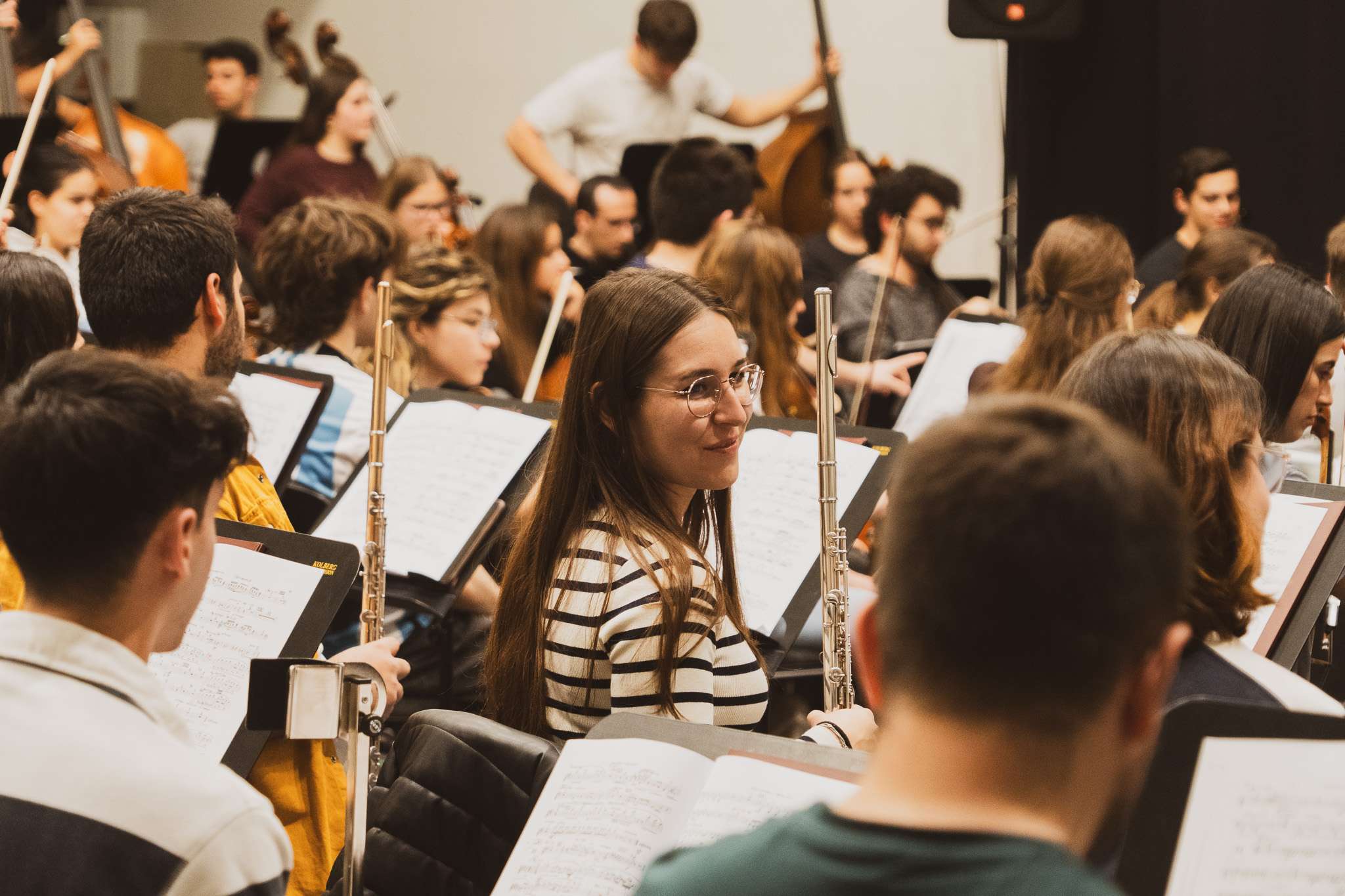 El Institut Valencià de Cultura, la FSMCV y CaixaBank convocan las becas para el alumnado de escuelas de música con una dotación de 275.000 euros