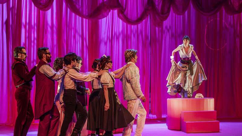 El IVC abre la temporada del Teatro Principal de València con ‘El Narciso en su opinión’, ‘El entusiasmo’ y ‘Cadira verda’