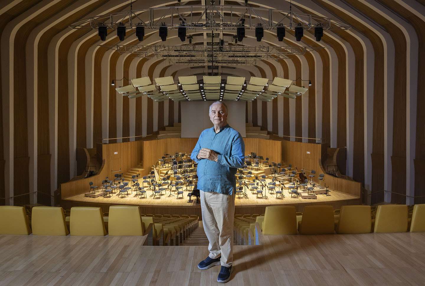 Les Arts inaugura su ciclo sinfónico con el ‘Concierto para piano N.º 1’ de Chaikovski bajo la dirección de Sir Mark Elder