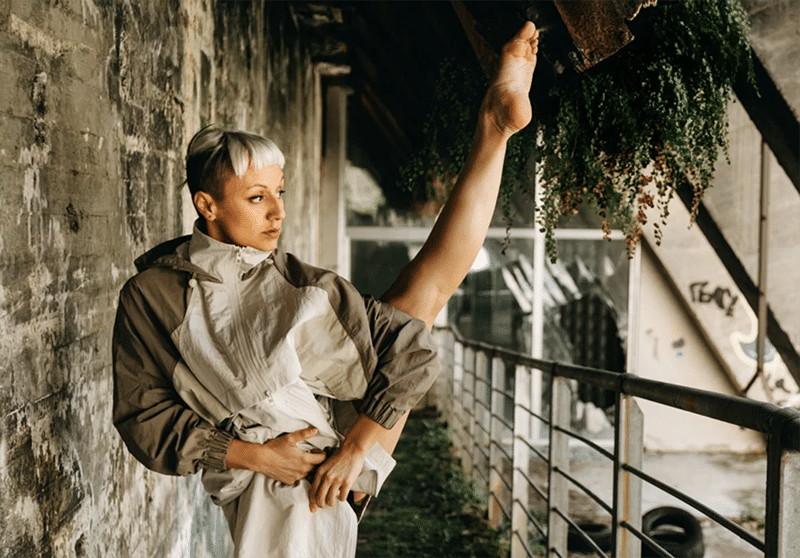 Espai LaGranja acoge el taller ‘Cuerpo, Arquitectura y Espacio Público’ impartido por la creadora, bailarina e investigadora Paula Quintas