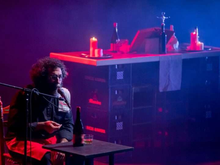 El TEM se convierte en una taberna donde celebrar la vida con humor y canciones