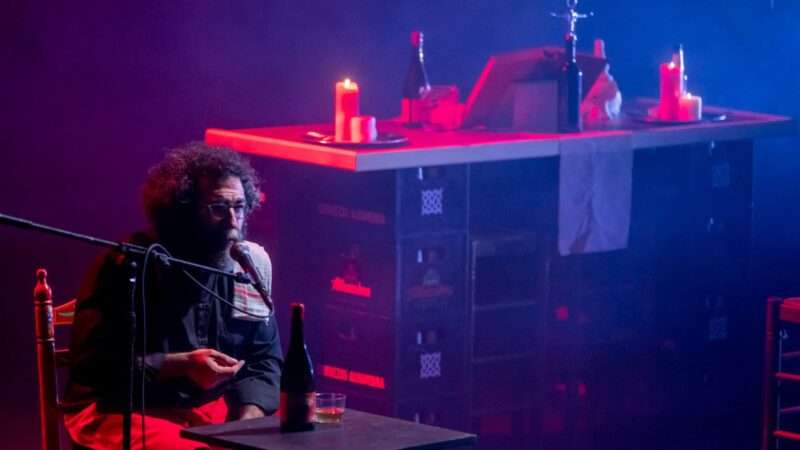 El TEM se convierte en una taberna donde celebrar la vida con humor y canciones