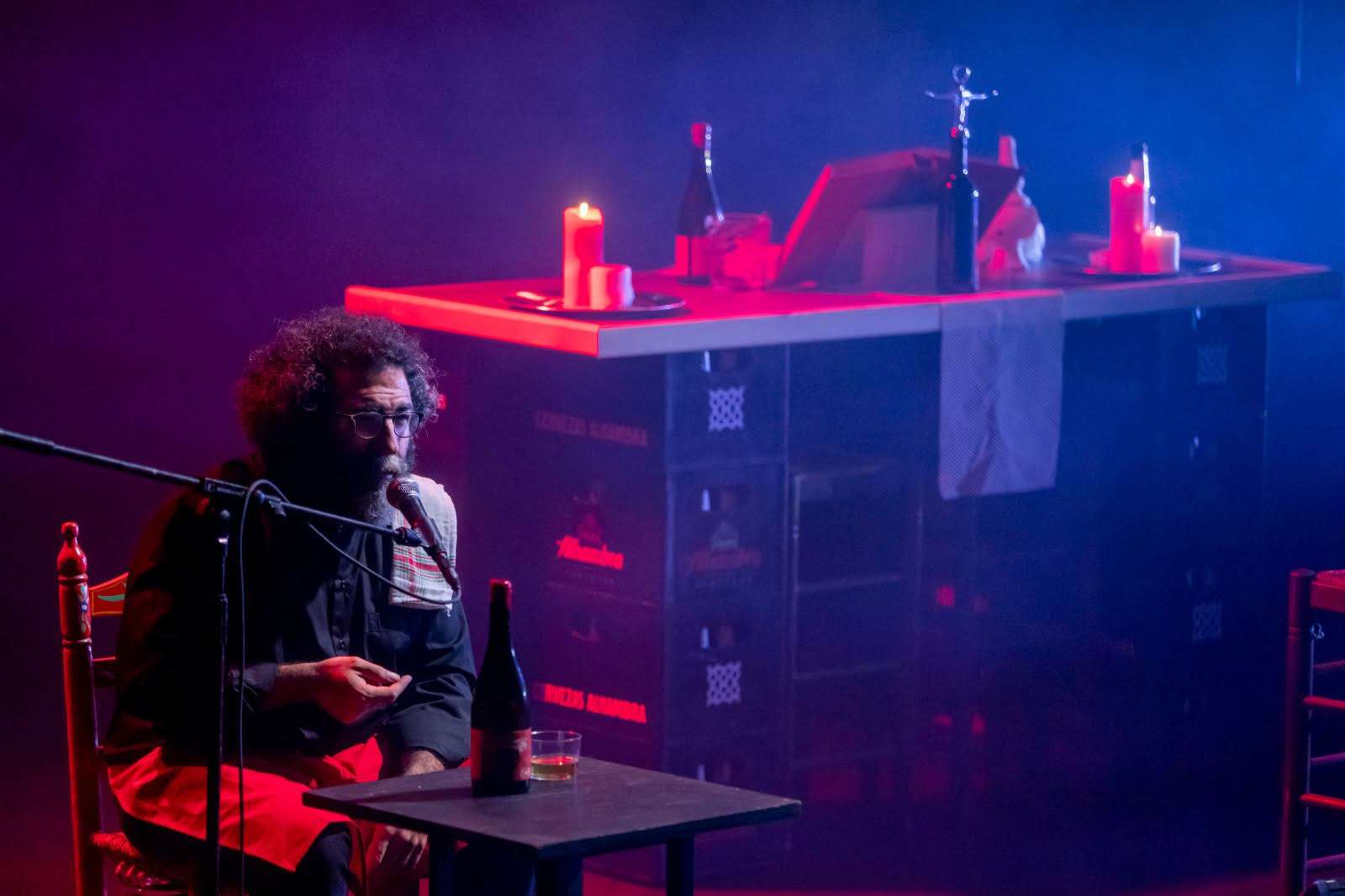 El TEM se convierte en una taberna donde celebrar la vida con humor y canciones